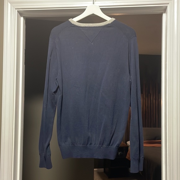 Tommy Hilfiger sweater - Picture 3 of 3